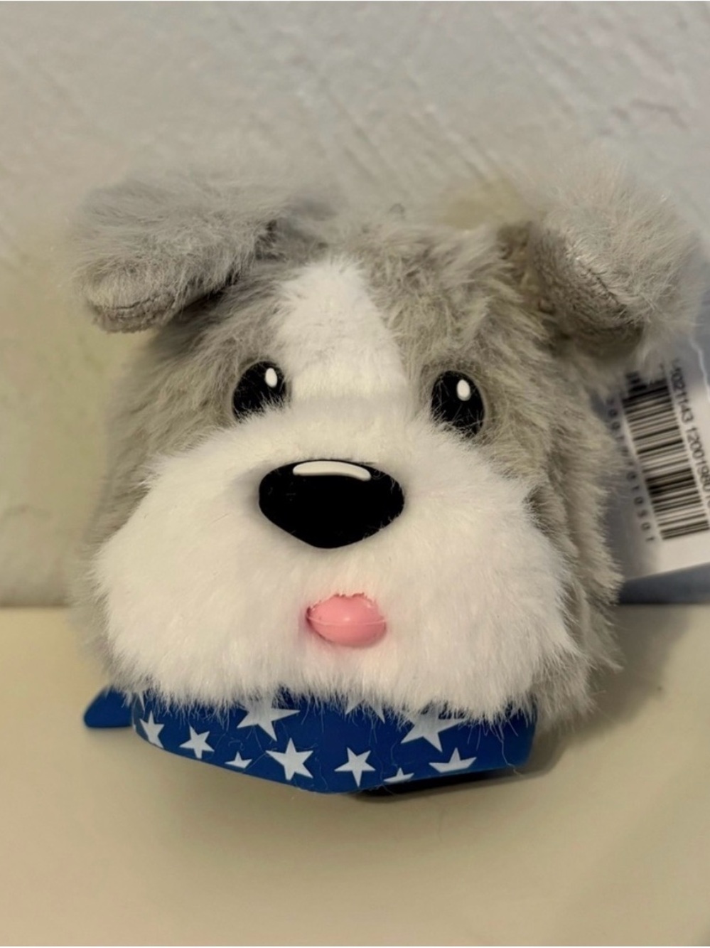 Bath & Body Works 2026 Patriotic Dog Bandana Pocketbac Sanitizer Holders
Fluffy - Picture 2 of 3